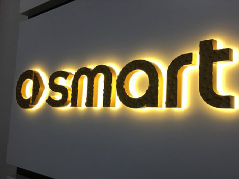 新郑背光字有什么特点？生产过程如何？